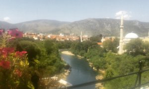 Divan Mostar je divan.